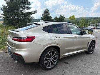 BMW X4 xDrive 20 i. A/T - 4