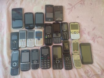 Predám mobily funkčný - 4