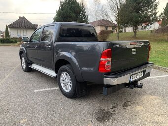 Toyota Hilux 3.0 D-4D 126 Kw A/T 5 4x4 - 4