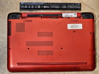 Predám notebook HP Pavilion 15,6". - 4