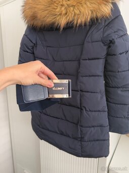 Zimna modra bunda - 4