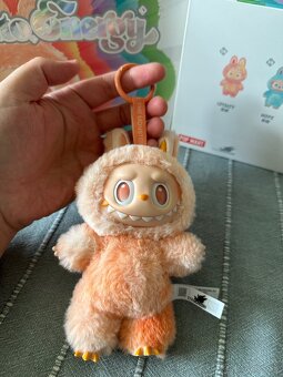 THE MONSTERS Big into Energy POP MART Labubu - 4