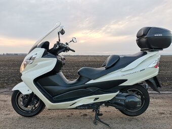 Suzuki Burgman AN 400 - 4