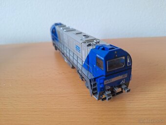 H0 lokomotiva Vossloh 2000 - rezervovane - 4