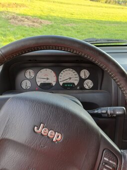 Jeep grand cherokee 2.7 - 4