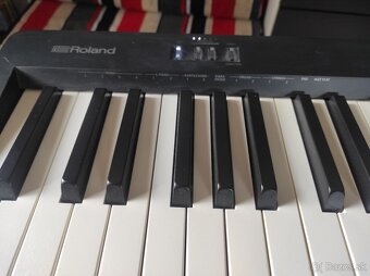 Piano 88-klavesove ROLAND FP-10 - 4