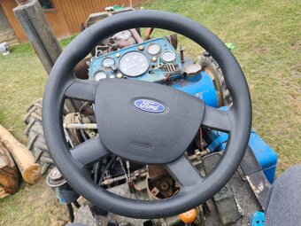 Traktor 4x4 pv3s navijak - 4