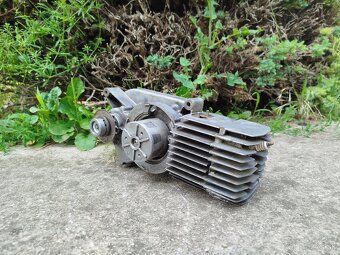 Motor Babetta 210 - 4