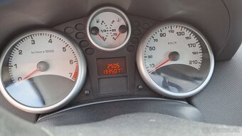 Peugeot 207, 1.4 benzín - 4