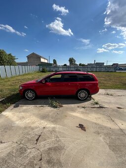 Volvo v50 1,6 TDi80kw. r.v.2009 manuál 5st. - 4
