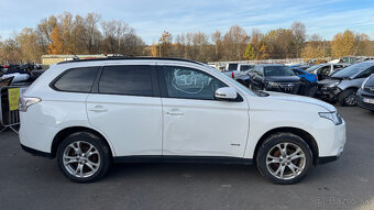 369. MITSUBISHI OUTLANDER 2.2 4N14 - 4