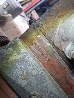 Zetor 7011 major motor vŕtanie 102mm - 4