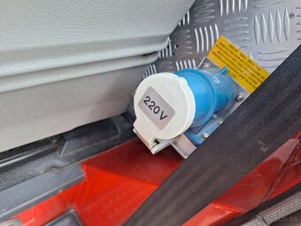 FORD TRANSIT POZIARNICKE AUTO 40000 KM ORIGINÁL - 4