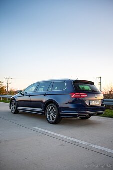 VW Passat R-LINE DSG Ťažné Virtual CarPlay ACC Lane-assist - 4