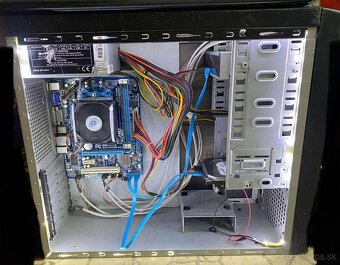 Predám kancelárski pc z amd a4 bez ram 320 gb hdd - 4