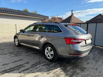 Škoda Superb Combi 2.0 TDI - 4