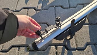 Nosic bicyklov na strechu - 4