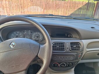 Renault Scenic 1.9dCi - 4