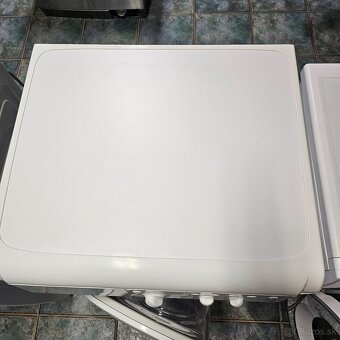 Pracka Indesit A+ - 4