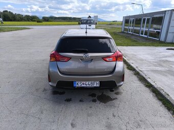 Toyota Auris 1.6 l 97kw 6MT - 4