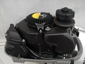 lodný motor HONDA 2,3 HP štvortakt r.v.1/2023 - 4
