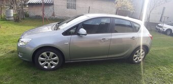 Opel Astra 1.6 85kw - 4
