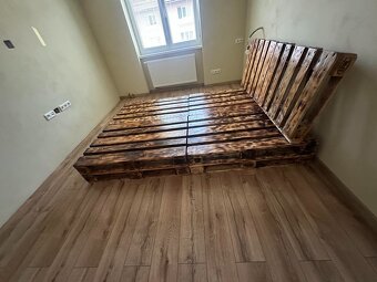 Manželská posteľ 200x160 - 4