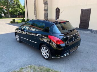Peugeot 308 - 4