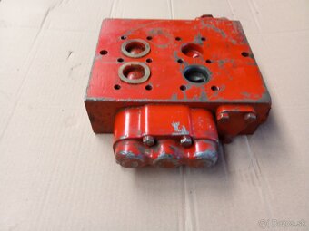 Bielorus hydraulický rozvádzač zadny - 4