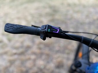 Krásny elektrobicykel TREK Powerfly — TOP stav, len 174km - 4