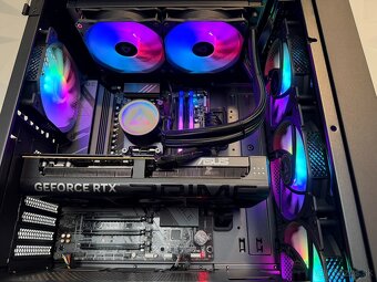 Ryzen 7 7800x3D, RTX 5070 12GB, 32GB RAM, 1TB SSD, 750W - 4