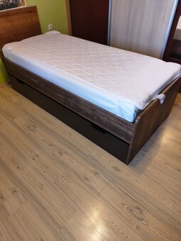 Rozkladacia postel s matracmi - 4