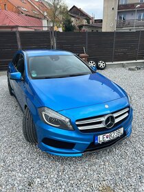 Mercedes-Benz - 4