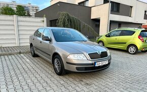 ✅BENZÍN 1,6 MPI Škoda Octavia 2011,1.Majiteľ,iba 80000 KM - 4