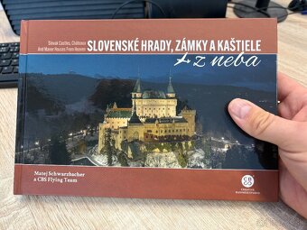 Slovenské hrady, zámky a kaštiele - 4