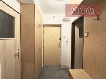 PRENÁJOM Krásny zariadený byt v centre mesta Martin na ul P - 4
