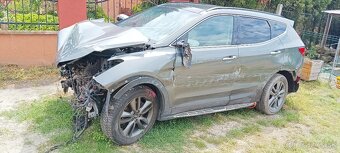 Hyundai Santa Fe - 4