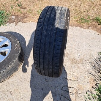 225/55r18 - 4