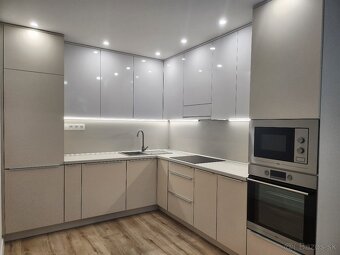 Novo-zrekonštruovaný 4 izbový byt Tr.SNP - 4