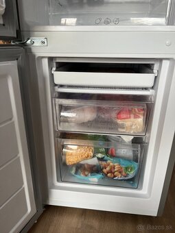 Chladnička s mrazničkou Candy - 4