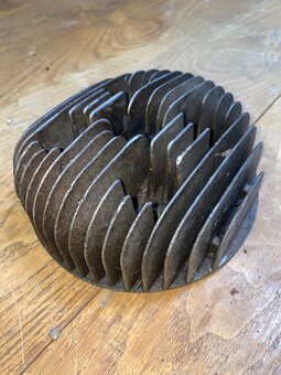 Hlava Jawa 250 typ 559 - 4