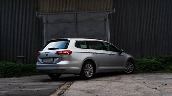 Volkswagen Passat Variant 2.0 TDI BMT Business Comfortline - 4