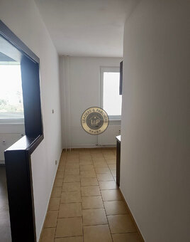 NA PREDAJ - 4 izbový byt s loggiou v Prešove - 4