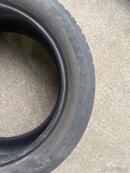 zimné pneu. Dunlop 235/55 R19; 5mm - 4