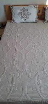 Prehoz na manzelsku postel)Novy - 4
