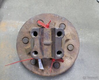 Náboj predného kola na Zetor - 4