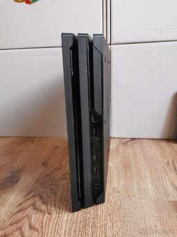 PS4 PRO 1TB - 4