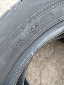 215/55r17 - 4