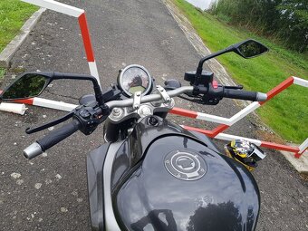 Yamaha MT-01 - 4