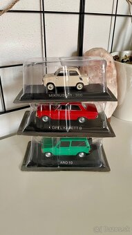 Modely - 4